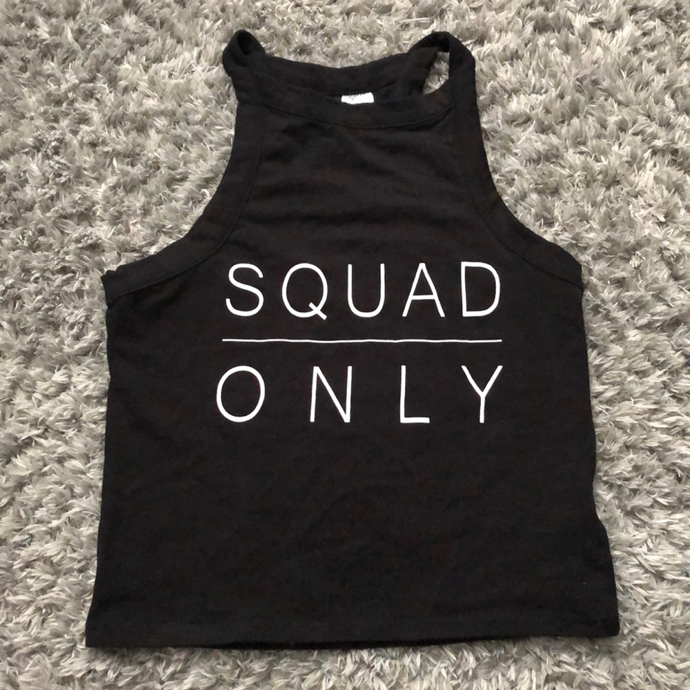 ✨✨ NWOT XS Sleeveless Crop Top ✨✨